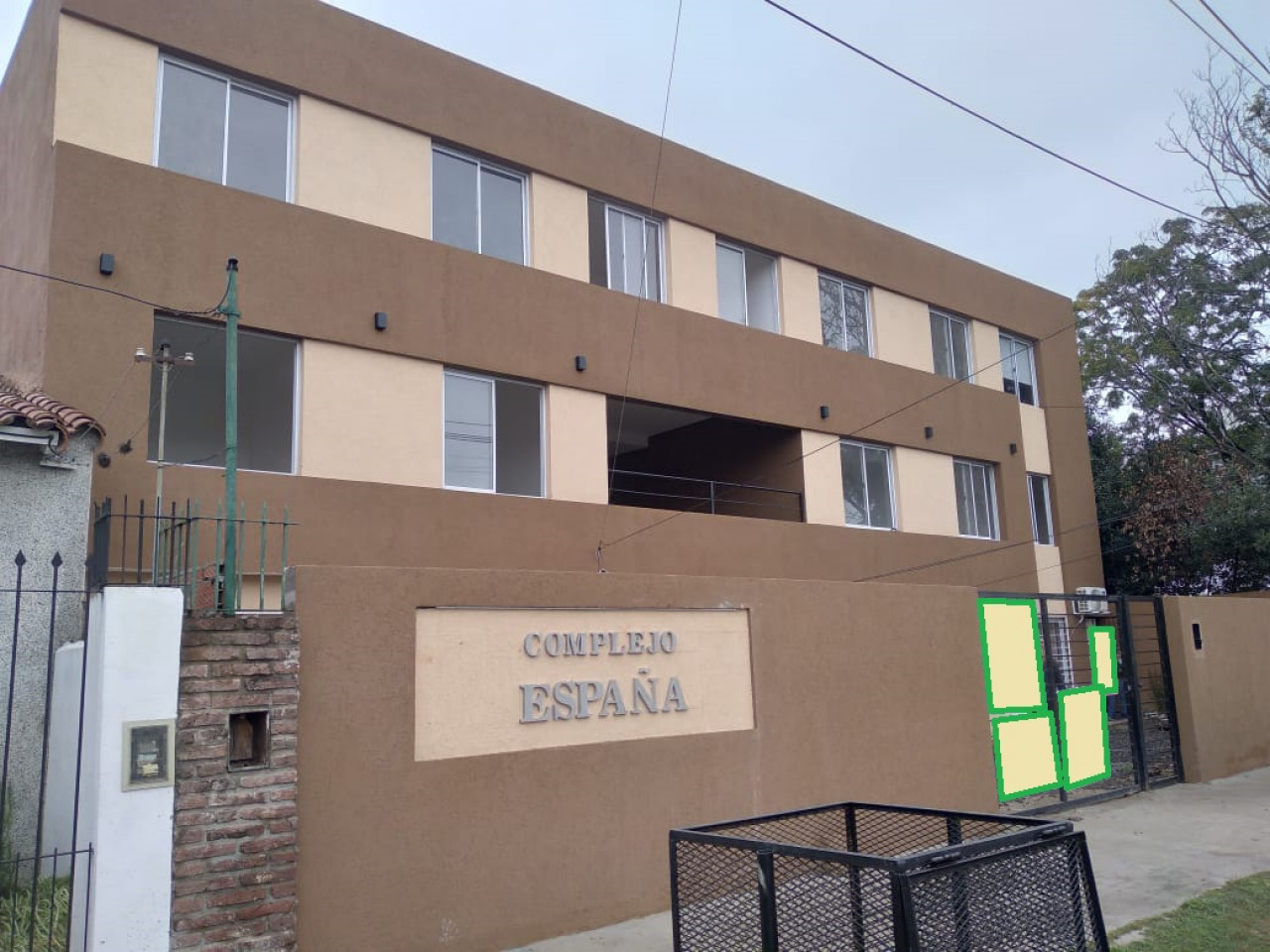 Departamento en planta baja con cochera opcional en venta en San Miguel