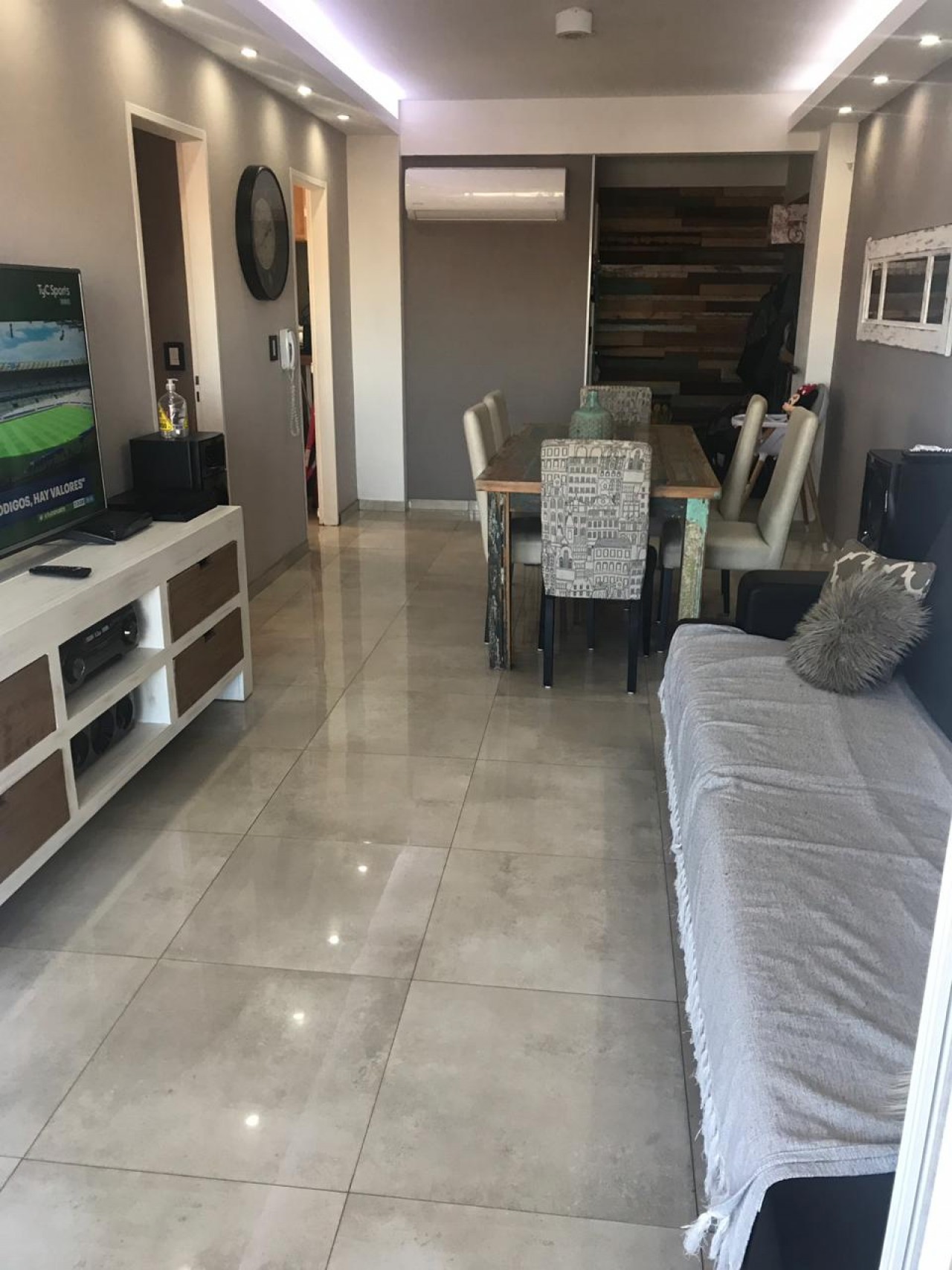 VENTA DEPARTAMENTO 3 AMBIENTES CON DETELLES DE CATEGORIA